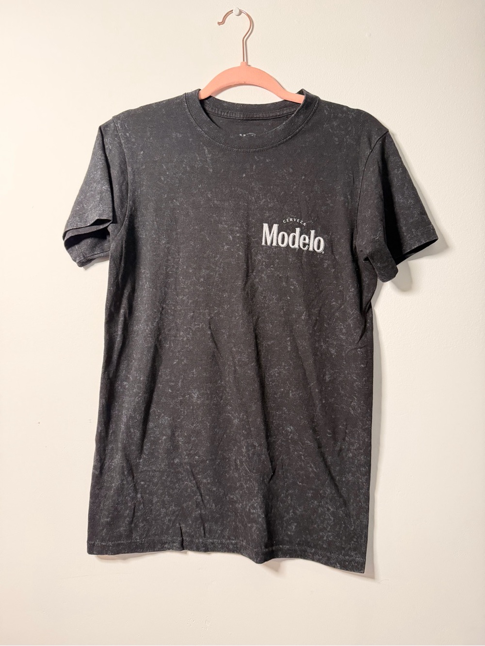 🍄| Modelo Men's Black Mineral Wash Logo T-Shirt